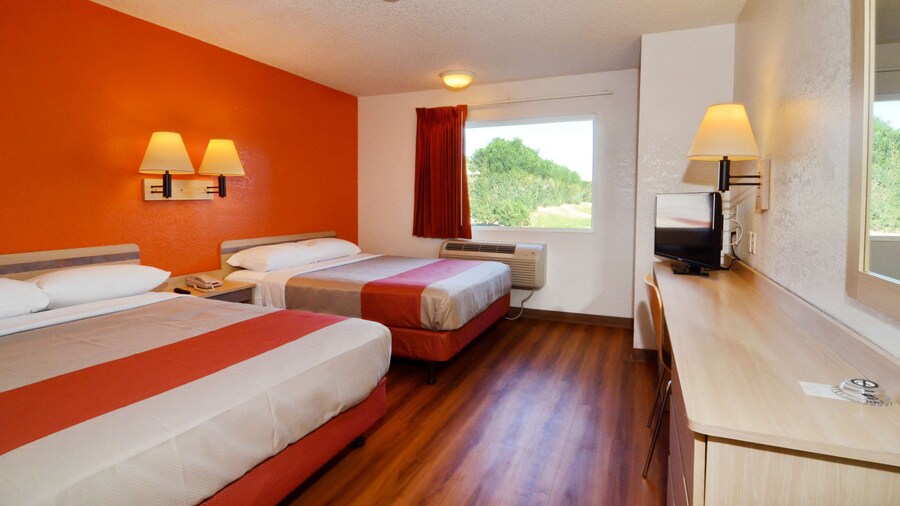 Motel 6 North Palm Springs, CA - North