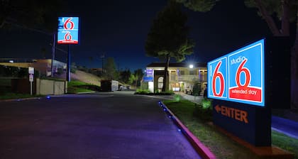 Motel 6 Barstow, CA