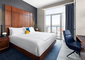 Phòng Suite (Gansevoort) | Bộ trải giường bằng vải cotton Ai Cập, bộ đồ giường cao cấp, minibar 