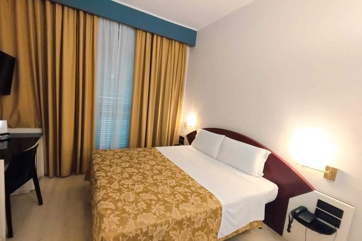Down comforters, minibar, in-room safe, individually furnished