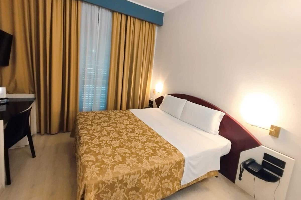 Down comforters, minibar, in-room safe, individually furnished