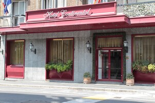 Entrada de la propiedad