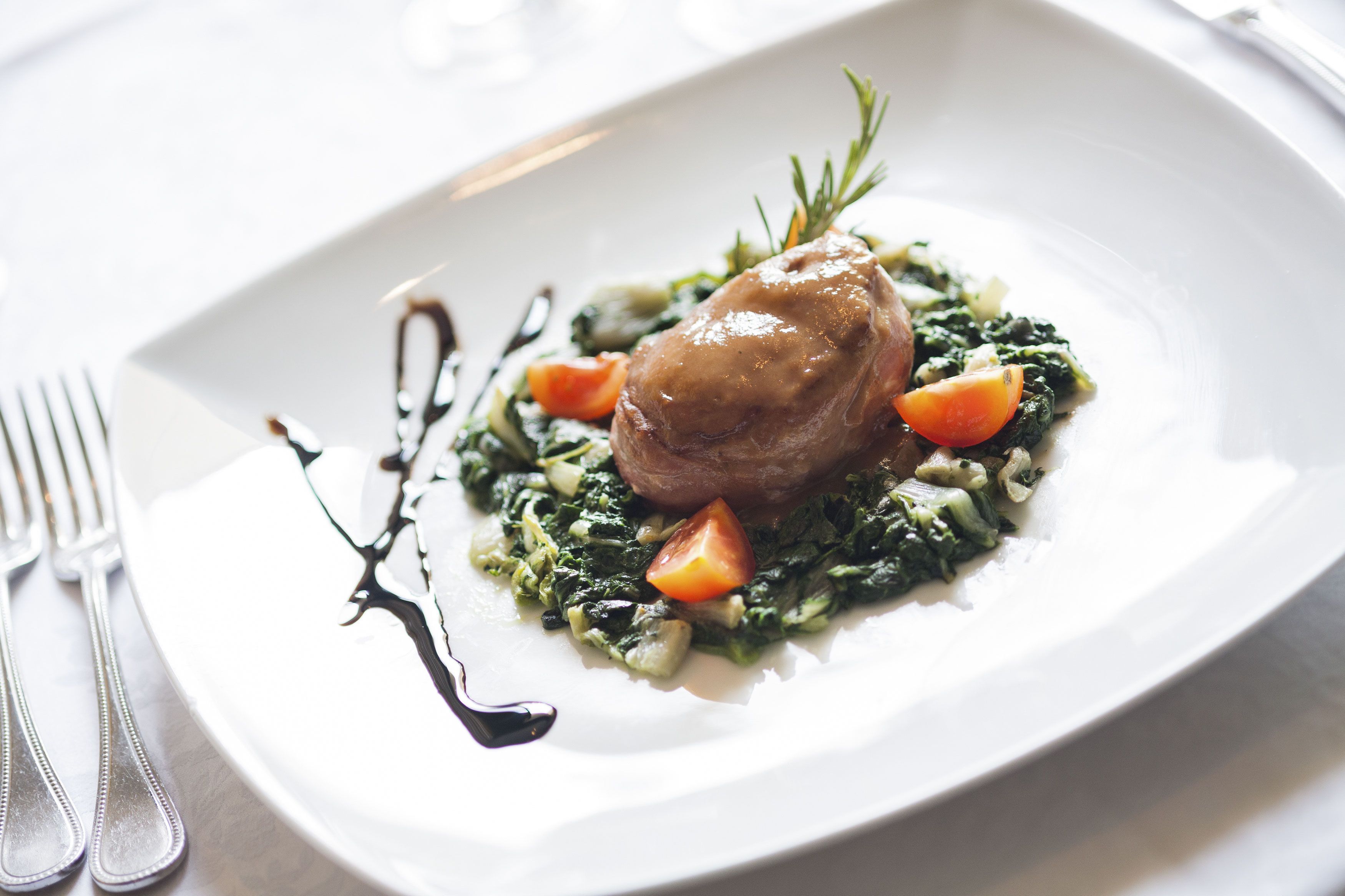 breakfast, lunch, dinner served; garden views