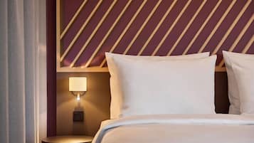 Escritorio, cortinas blackout, sistema de insonorización y wifi gratis