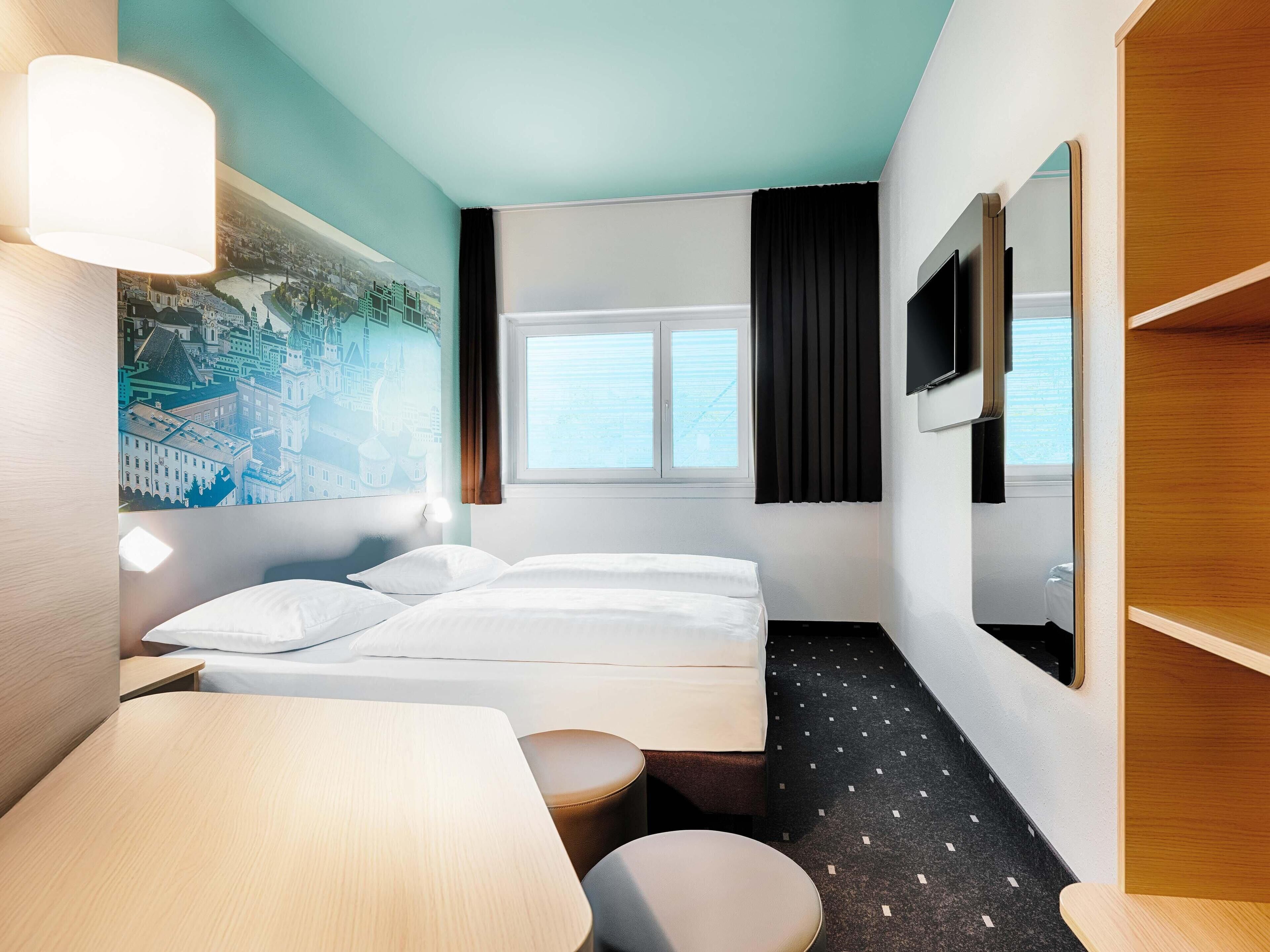 Twin Room | Desk, blackout drapes, soundproofing, free WiFi