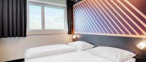 Premium Double Room | Desk, blackout curtains, soundproofing, free WiFi