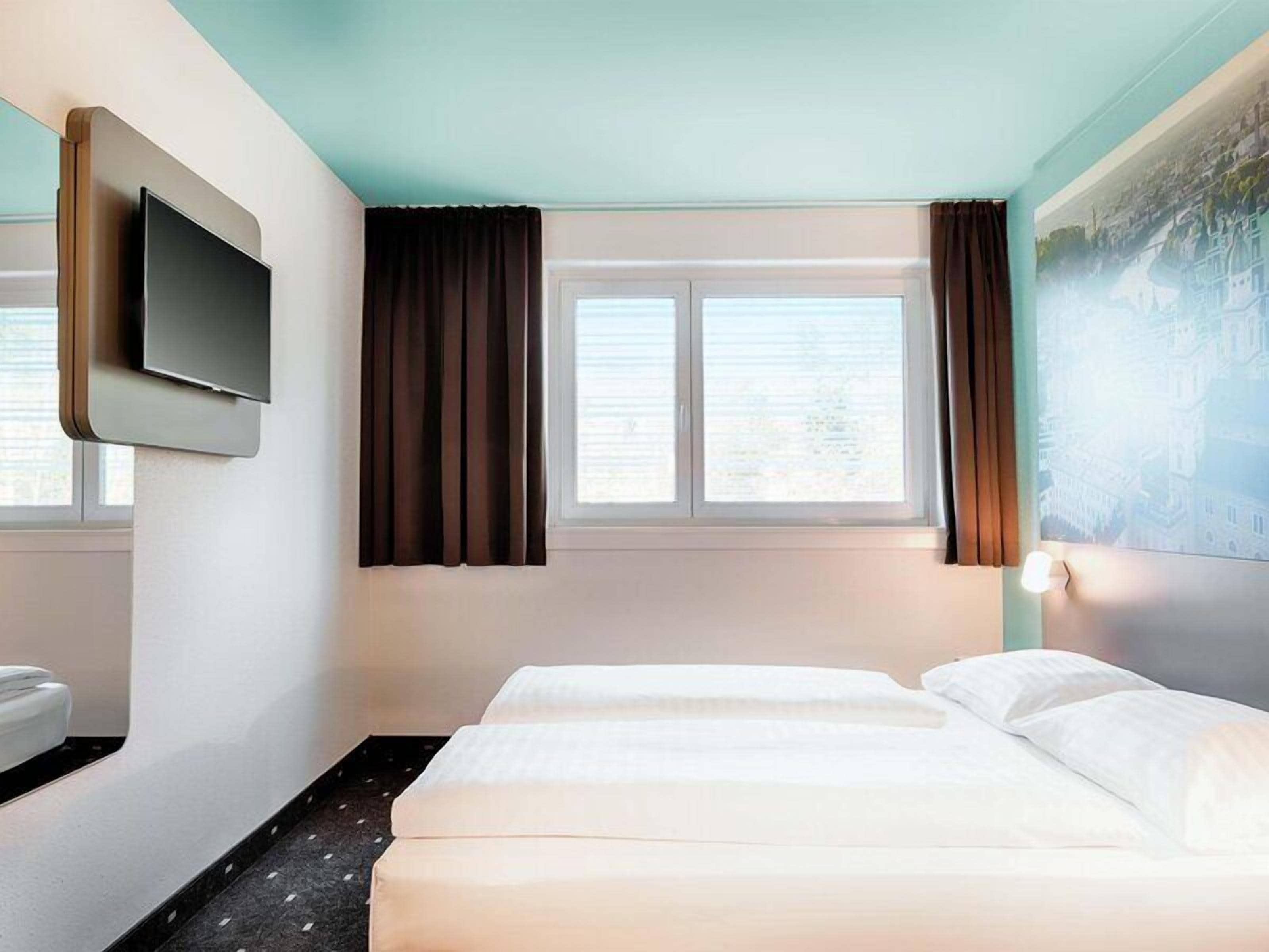 Habitación doble | Escritorio, cortinas blackout, insonorización y wifi gratis 