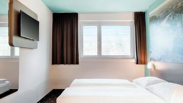 Habitación doble | Escritorio, cortinas blackout, insonorización y wifi gratis