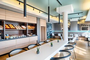 Daily buffet breakfast (EUR 13.9 per person)