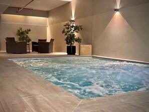 Indoor pool - Hotel Novotel Santiago Vitacura (Santiago)