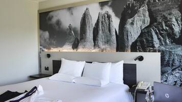 Premium bedding, pillowtop beds, minibar, in-room safe