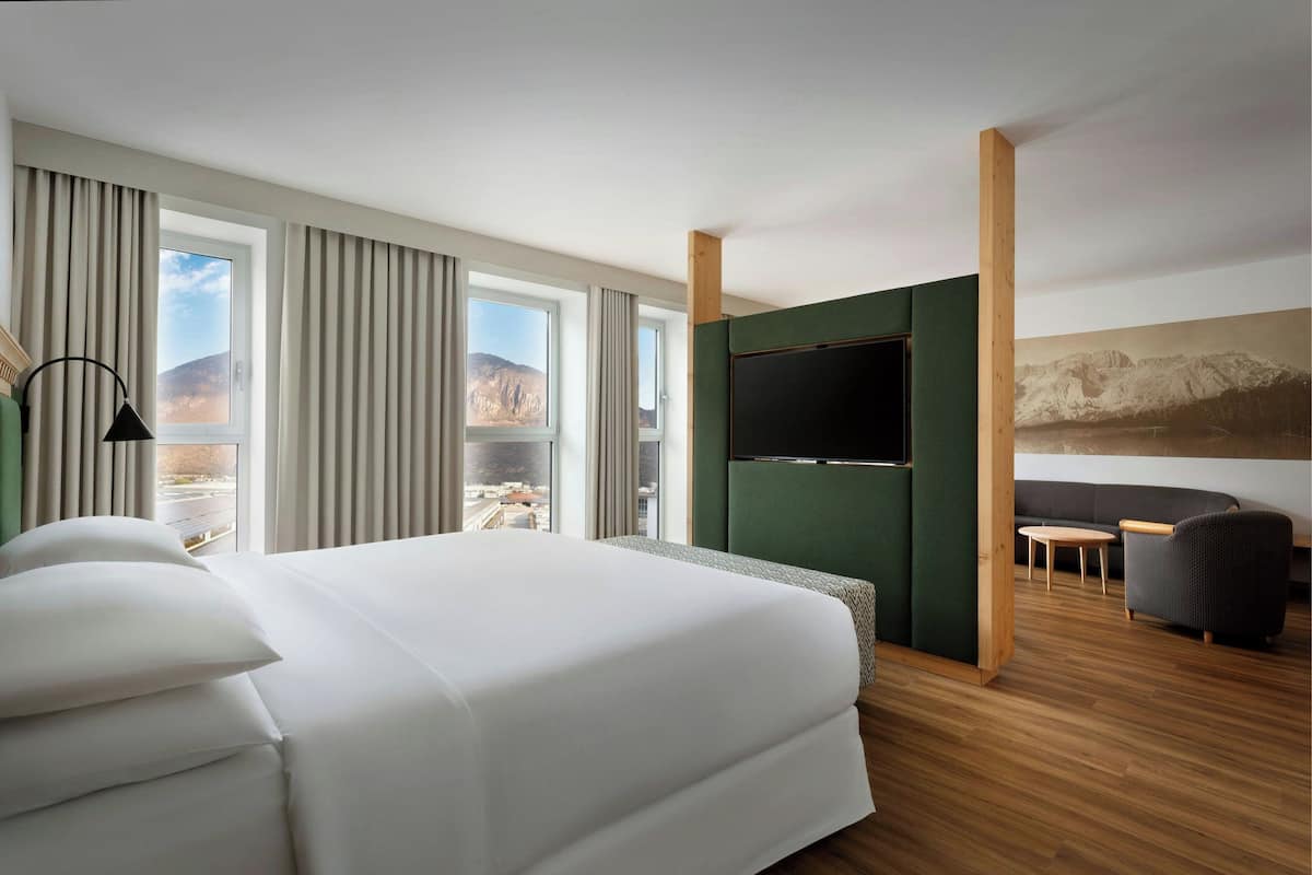 Suite, 1 cama King size | Ropa de cama hipoalergénica y minibar