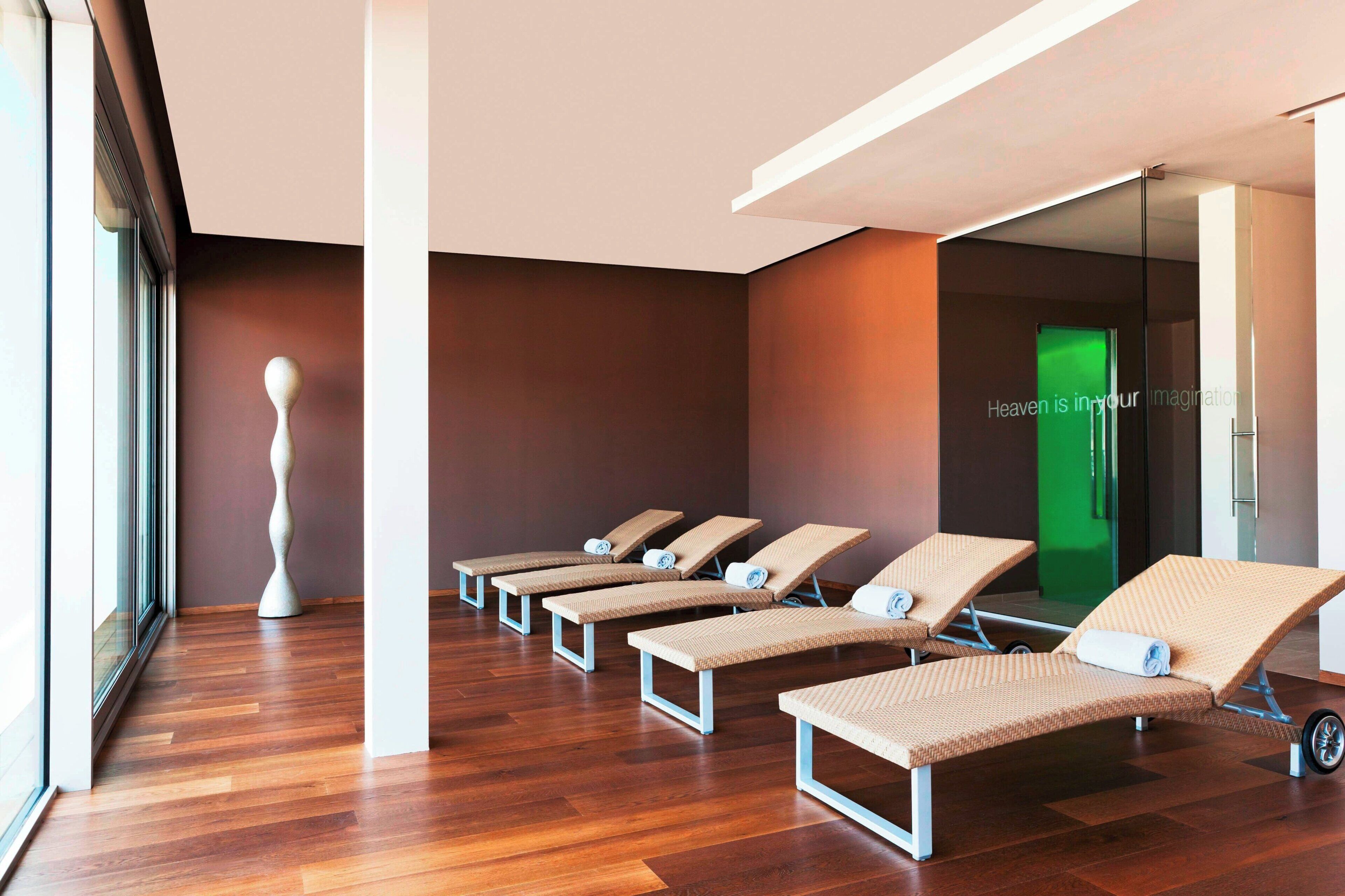 Sauna, Dampfbad, Türkisches Bad/Hamam, Körperbehandlungen