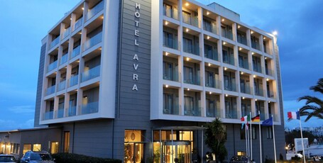 Hotel Avra by Smile hotels - Image 3