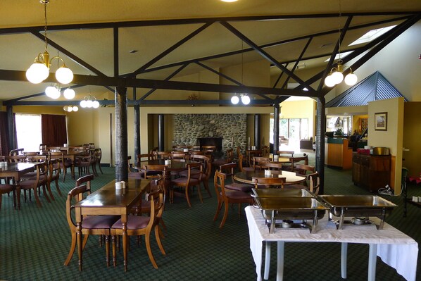 Food court