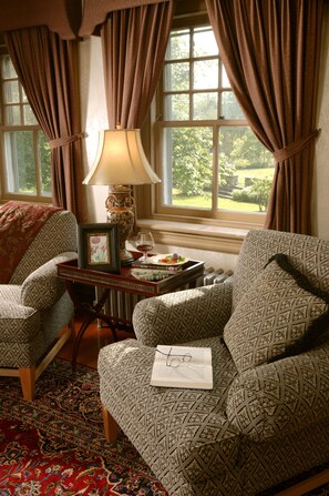 Luxury Duplex, 1 Bedroom, Fireplace