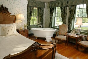 Deluxe Double Room, 1 Bedroom, Jetted Tub