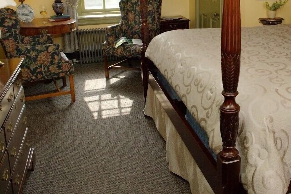 Standard Room, 1 Bedroom, Park View | 1 bedroom, soundproofing, iron/ironing board, free WiFi
