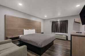 Suite, 1 trÚs grand lit, non-fumeurs | Fer et planche à repasser, lits pliants/supplémentaires, Wi-Fi gratuit