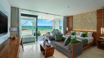 Suite Luxe, vue océan | 1 chambre, minibar, coffres-forts dans les chambres, bureau