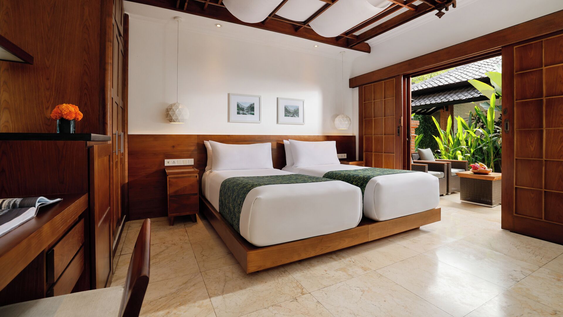 Deluxe Garden Room