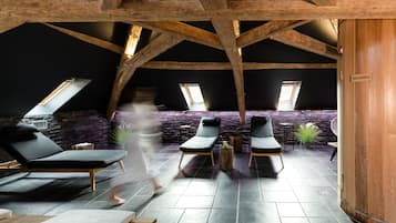 Kropsbehandlinger, massage på stranden, body wrap-behandlinger