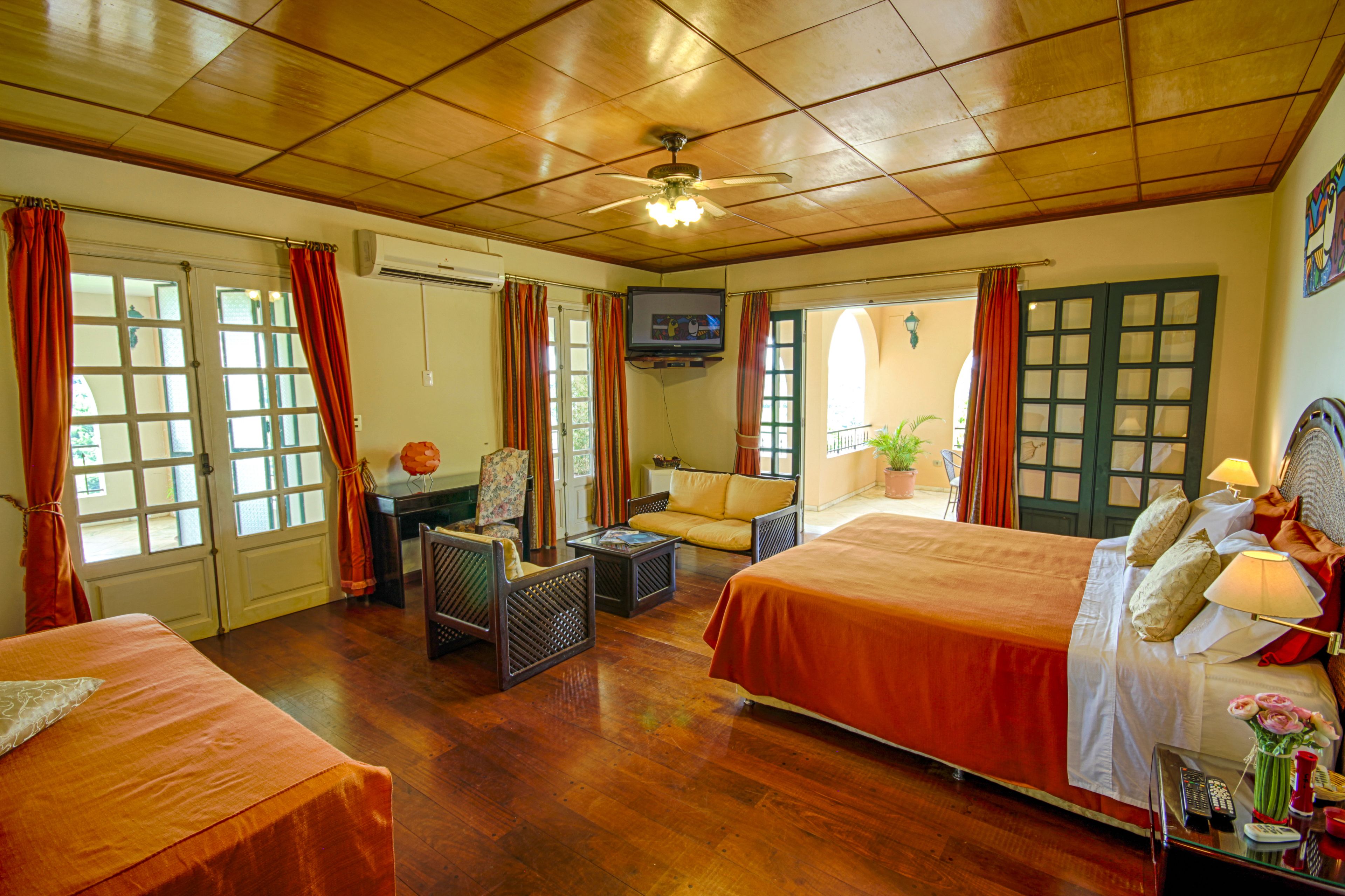 premium suite | in-room safe, desk, rollaway beds, free wifi