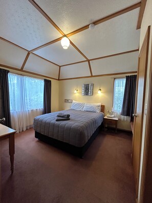 Executive suite | 1 slaapkamer, gratis wifi, beddengoed