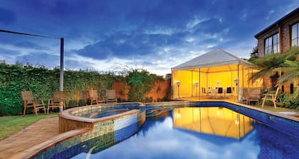 Best Western Plus Buckingham International