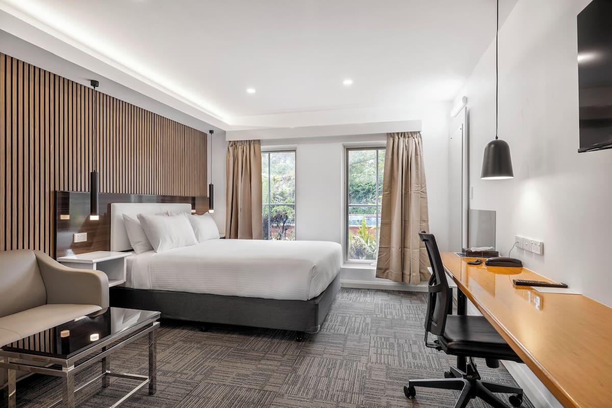 Standard-huone, 1 keskisuuri parisänky | Egyptinpuuvillaiset lakanat, ylelliset vuodevaatteet