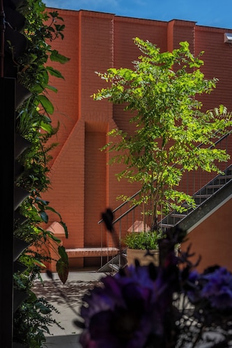 Hotel Cour Saint Georges by CW Hotel Collection