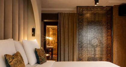 Hotel Cour Saint Georges by CW Hotel Collection