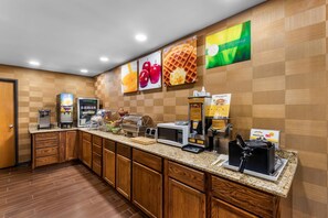 Breakfast area - Quality Inn Fairfield (Fairfield)