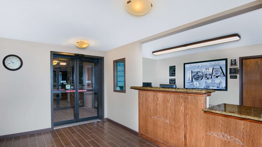 Super 8 by Wyndham Fairfield