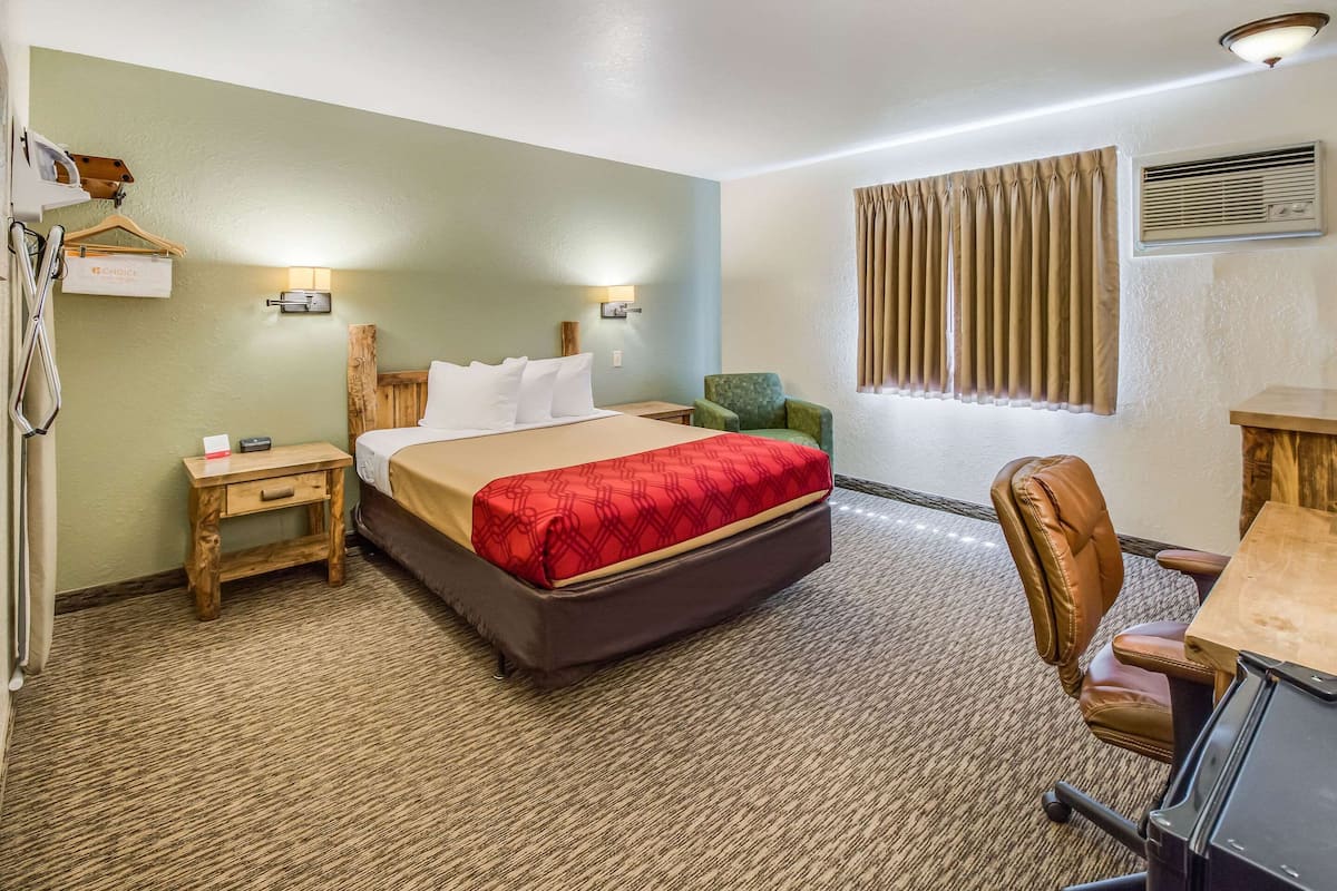 Iron/ironing board, rollaway beds, free WiFi, bed sheets