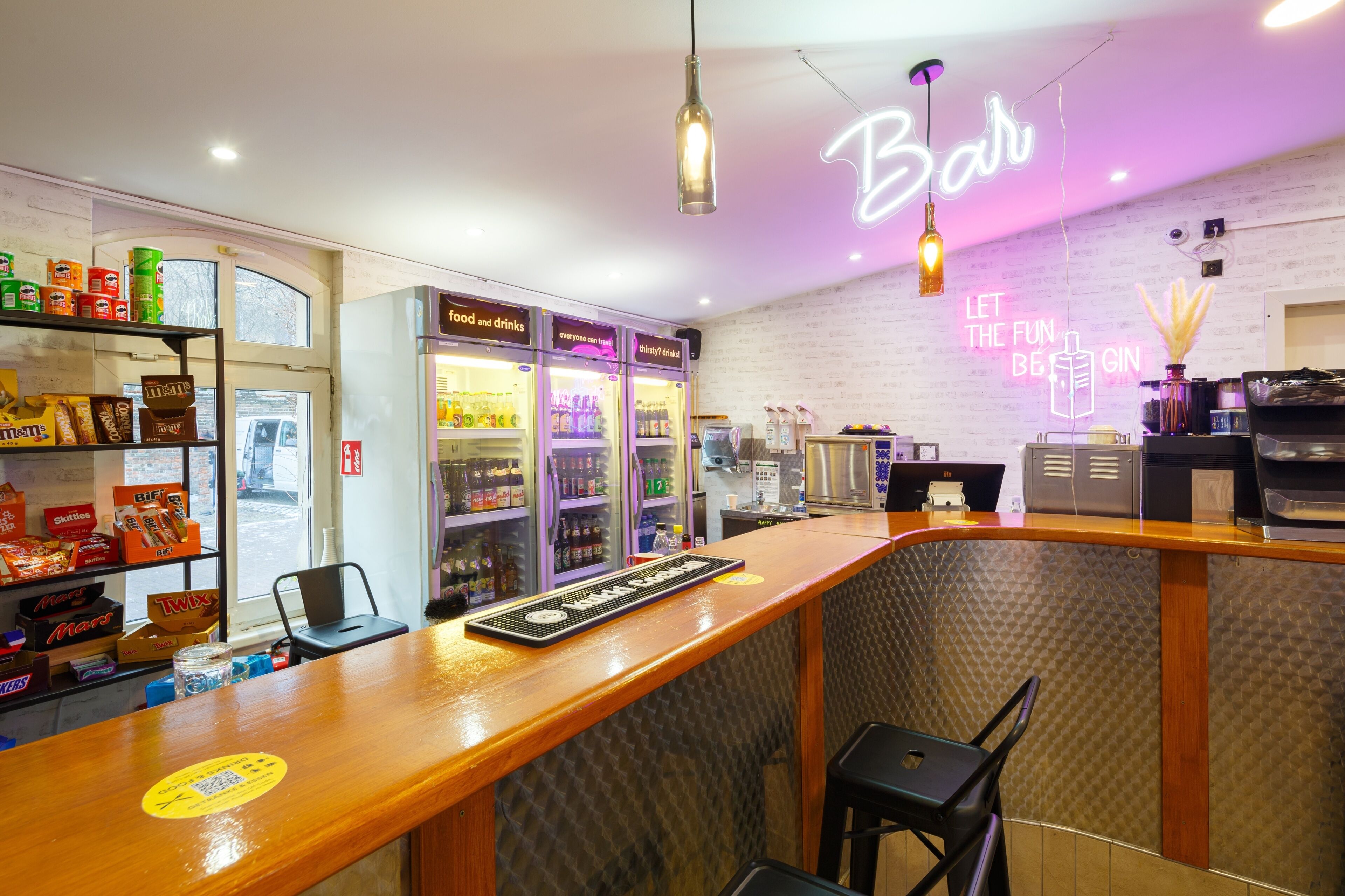 Bar (in der Unterkunft)