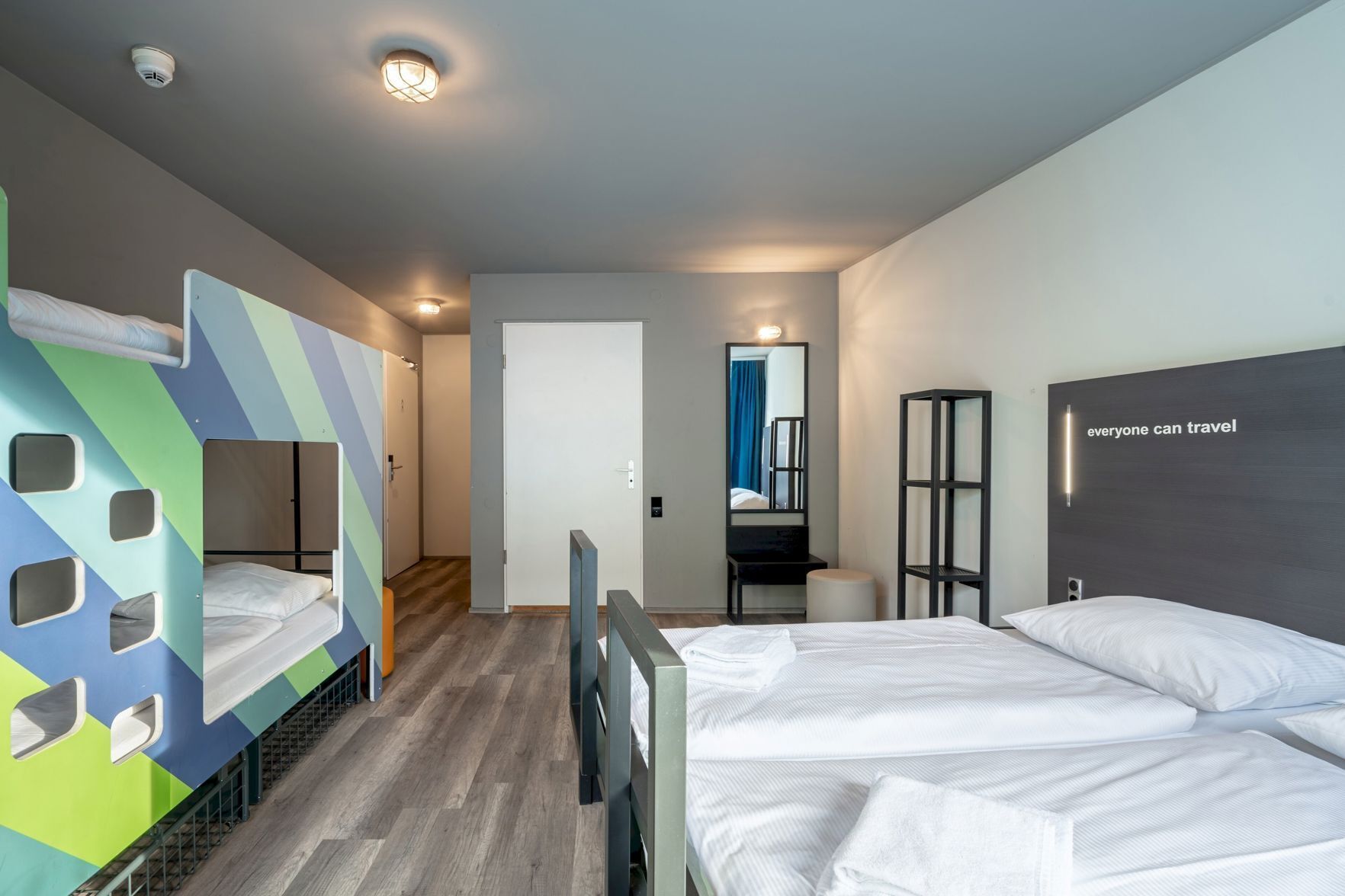 Free WiFi, bed sheets