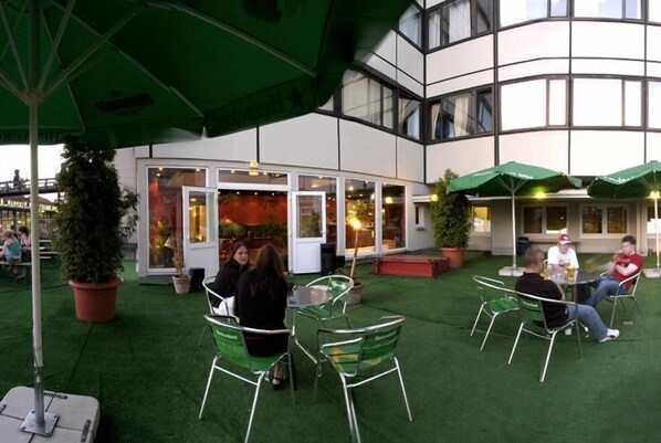 Dining - A&O Berlin am Zoo (Berlin)