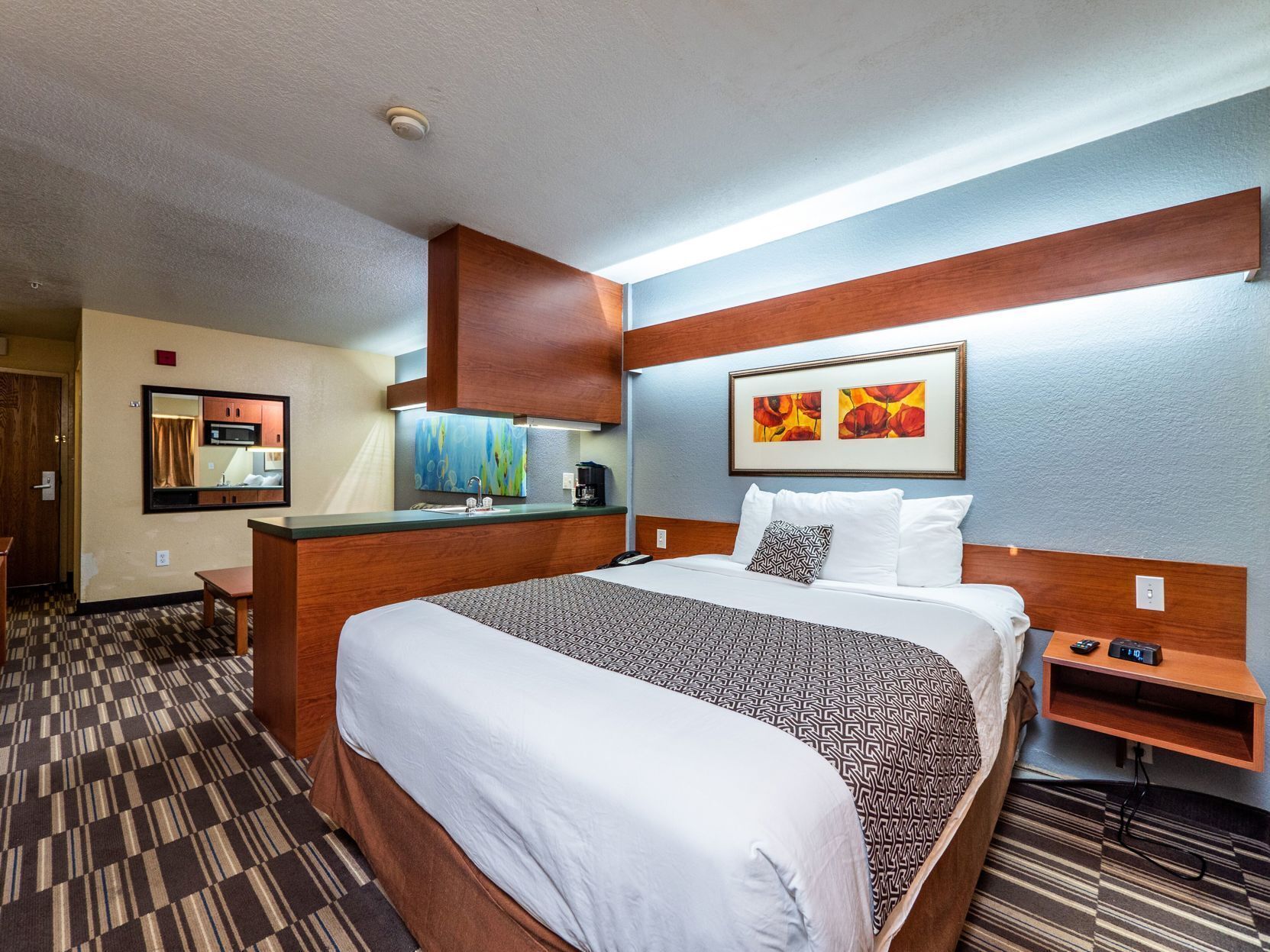 In-room safe, desk, blackout curtains, soundproofing