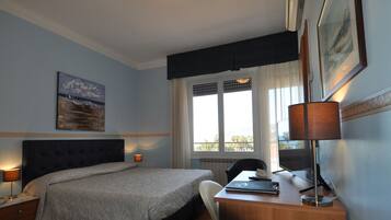 Minibar, una cassaforte in camera, una scrivania