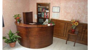 Reception - Hotel Regina (Florence)