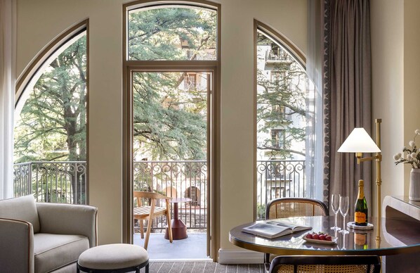 Room, 1 King Bed, Balcony (Luxury Spa Room) | Balcony