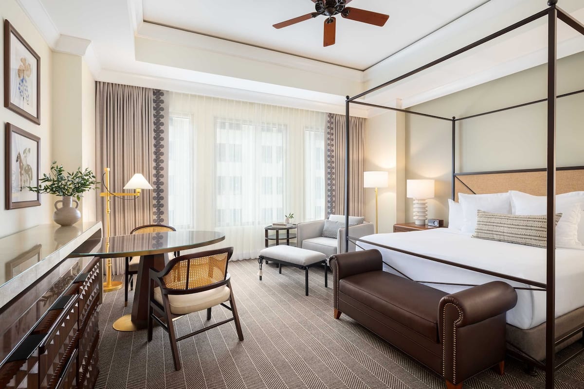 Egyptian cotton sheets, premium bedding, pillowtop beds, minibar
