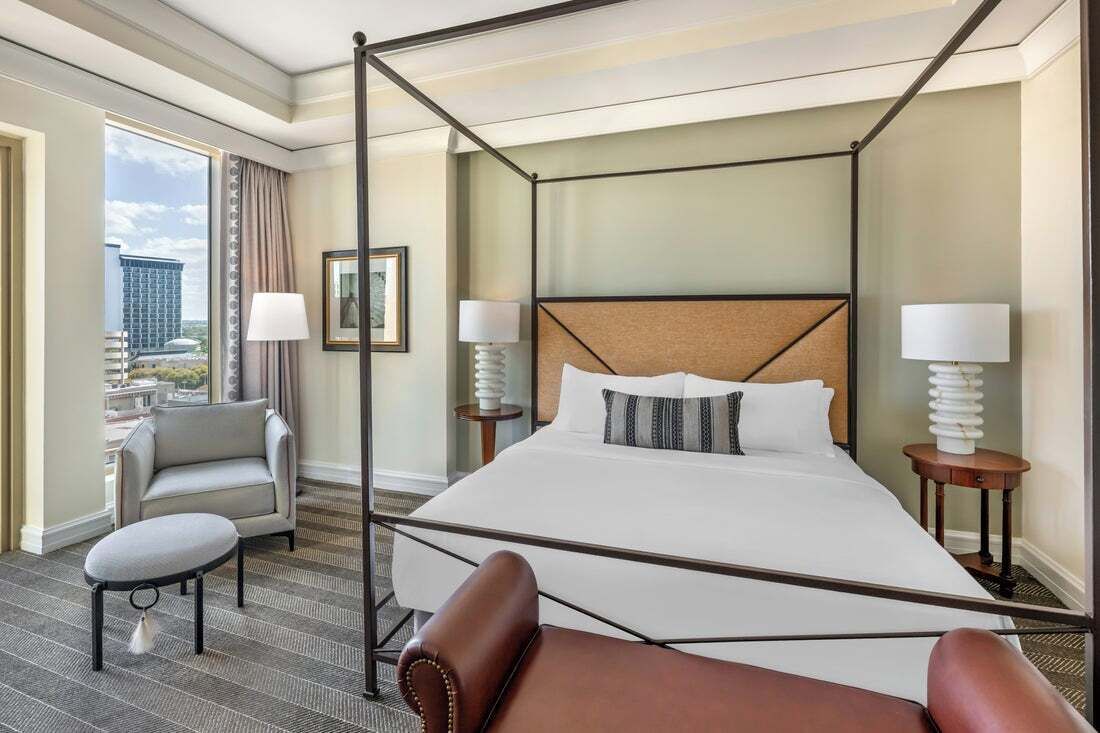 Premier Room, 1 King Bed