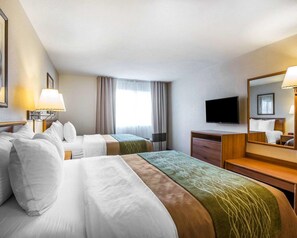 Internet, alarm clocks - Quality Inn Lone Pine Near Mount Whitney (Lone Pine)