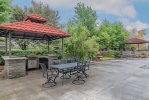 BBQ/picnic area