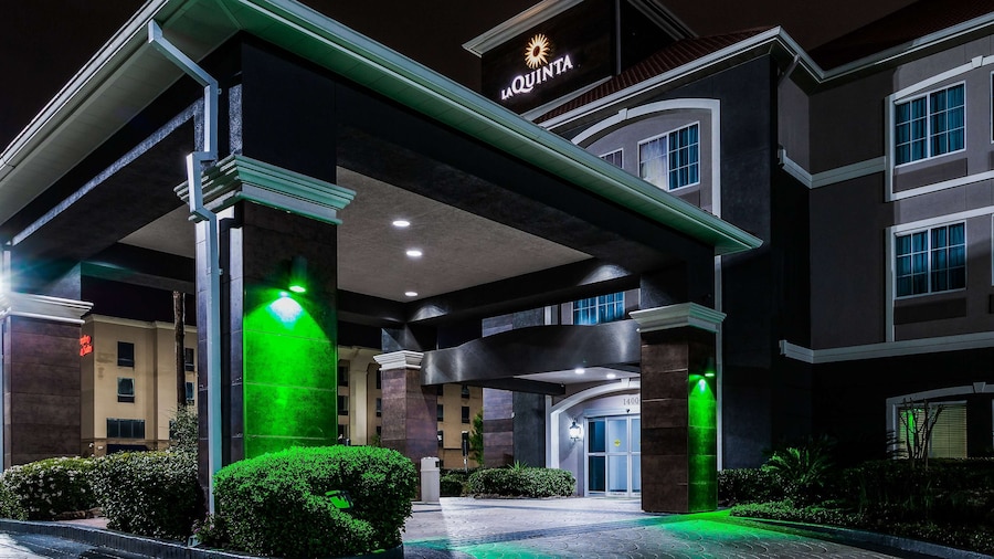 La Quinta Inn & Suites by Wyndham Tomball