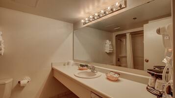 Free toiletries, towels