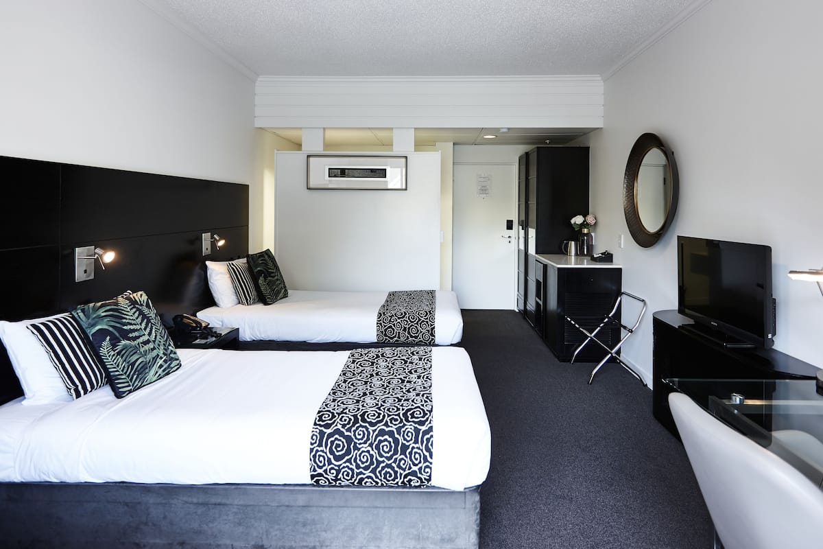 Desk, laptop workspace, iron/ironing board, free WiFi
