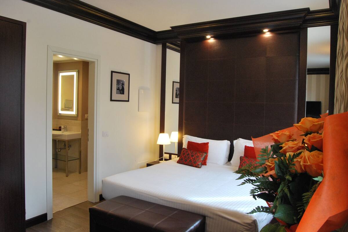 Phòng phong cách cổ điển | Minibar, két bảo mật tại phòng, phòng cách âm 